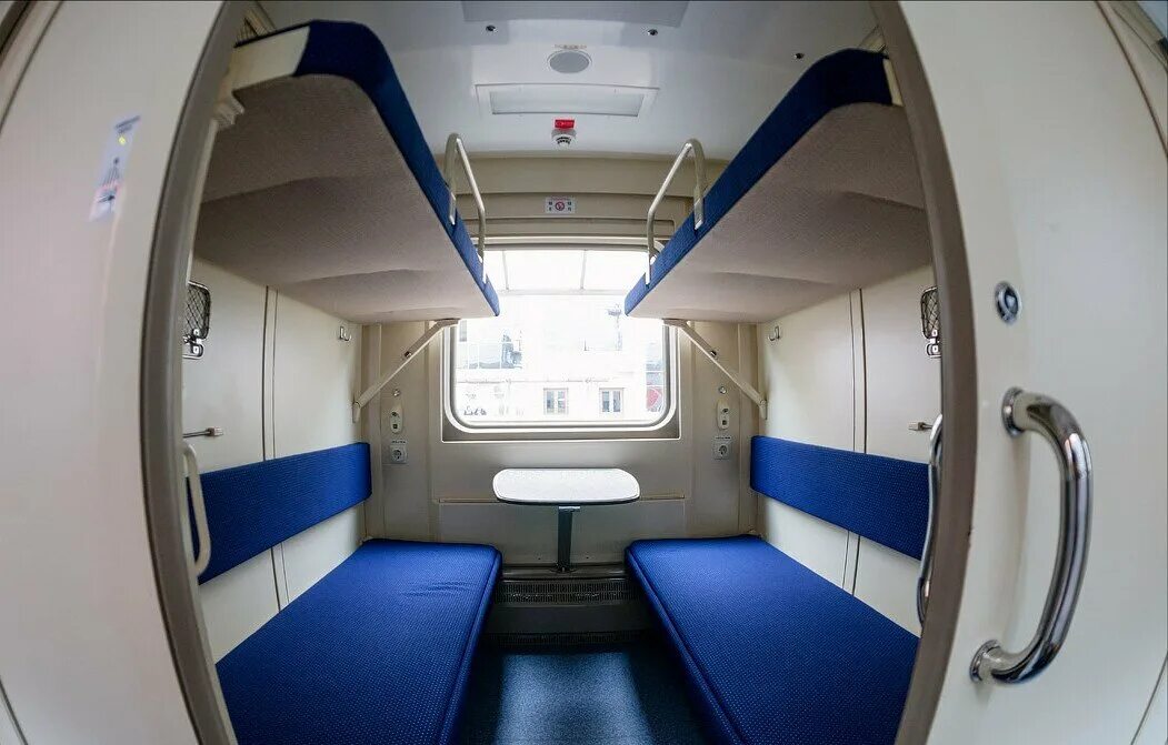 Купе изнутри фото Двухэтажный поезд 104/103 Москва-Адлер. Отзыв о поездке. Кошки сфинксы Дзен