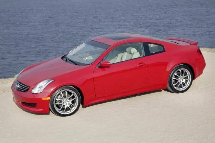 Купе машина фото The 100 Greatest Japanese Cars of All Time Edmunds Sports coupe, Infiniti, Japan