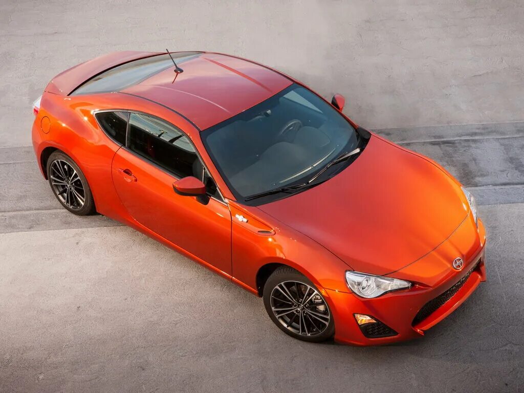 Купе машина фото Scion FR-S 2012, 2013, 2014, 2015, 2016, купе, 1 поколение, ZN6/ZC6 технические 