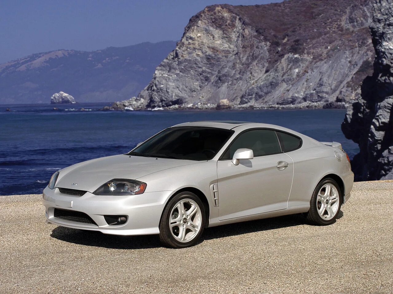 Купе машина фото Замена кованых дисков Slik на литые диски r17 от Hyindai Tiburon Coupe - Mitsubi