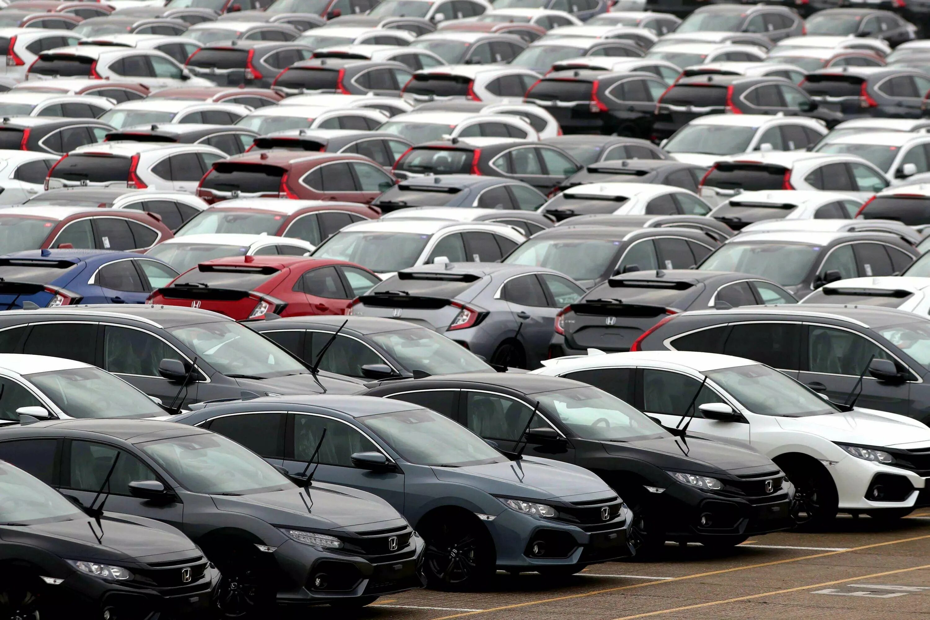 Купить бу машину в москве фото Us Auto Sales Jan 2022: U.S. auto sales to slip in January on slim inventory, hi
