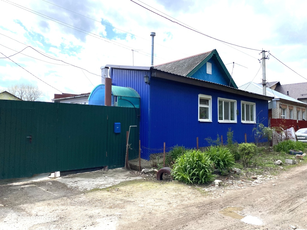 Купить частный дом энгельс с фото Купить дом, 57.7 м² по адресу Саратовская область, Энгельс, Короткий проезд за 3
