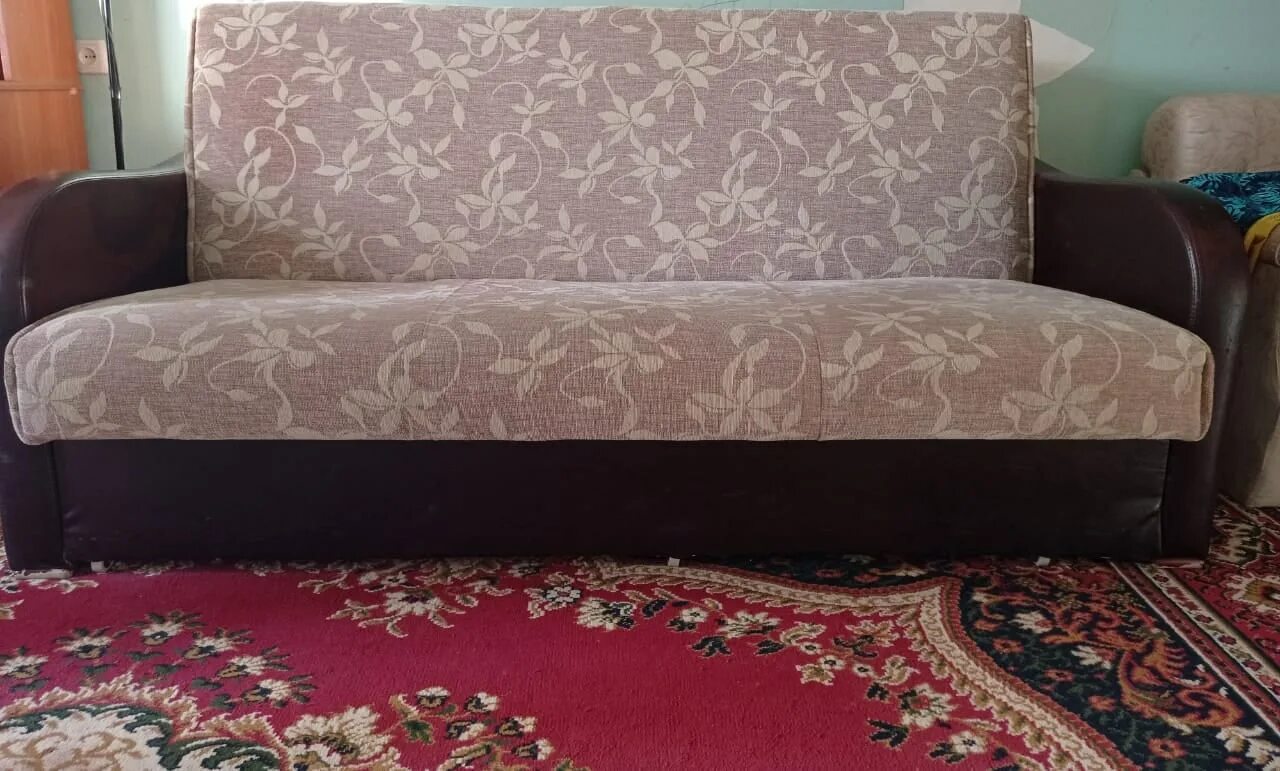 Купить диван бу недорого фото Продам бу диван. Цена 3500 руб. Тел 89651771544 Официальная Барахолка Сергиев По