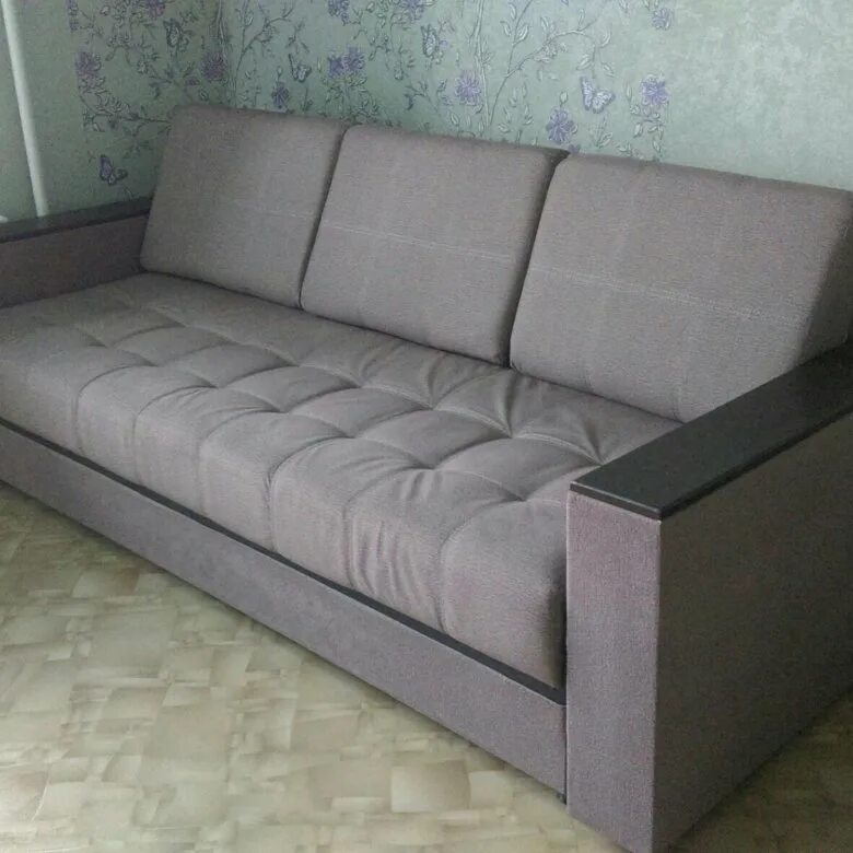 Купить диван на авито фото Диван - купить в Новосибирске, цена 9 000 руб., продано 21 июля 2018 - Диваны и 