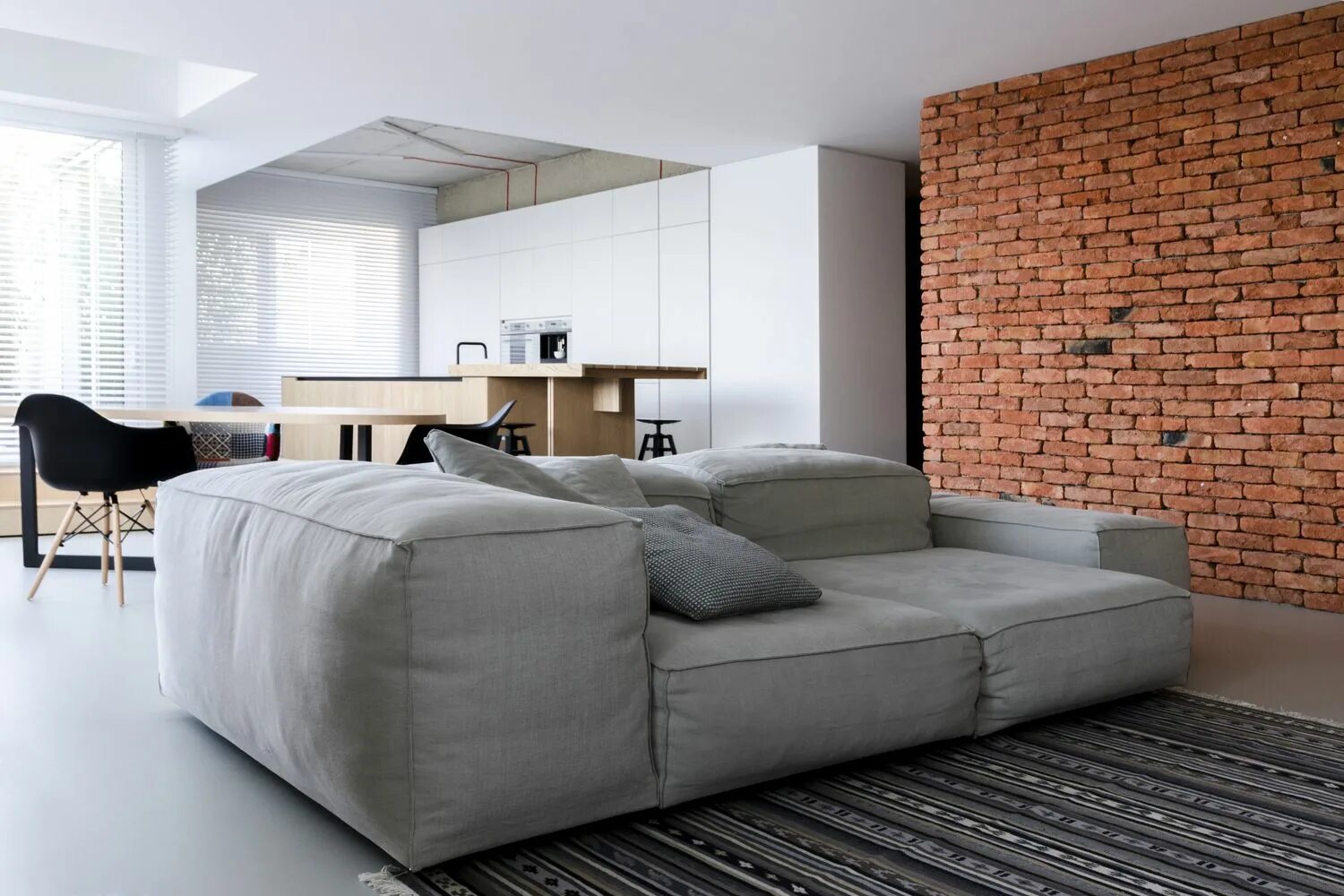 Купить диван в стиле лофт loftdc Gallery of Soft Loft / Line architects - 25 Espacios de vida, Diseños de salas, 