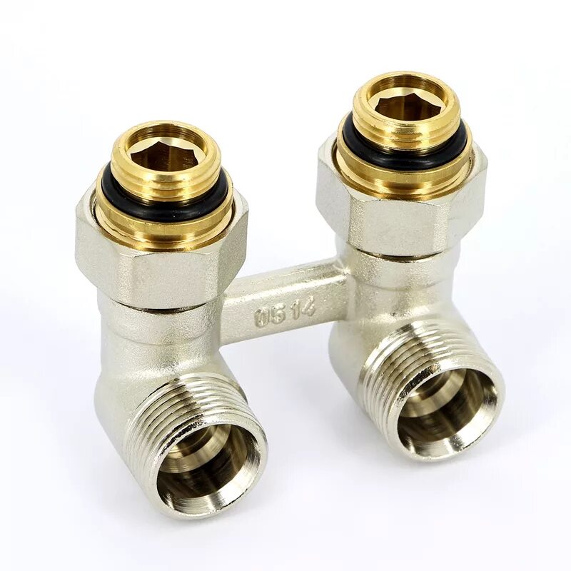 Купить для нижнего углового подключения радиатора Узел угловой REHAU 1/2" × 3/4"EK с шаровыми кранами, накидными гайками для радиа