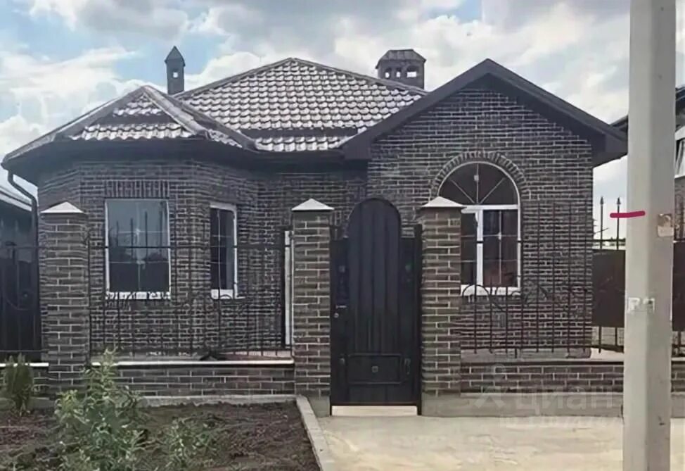 Купить дом под краснодаром с фото Продажа дома 75м² Краснодарский край, Краснодар муниципальное образование, Ленин