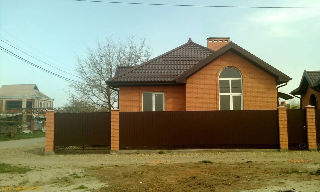 Купить дом пригород краснодара фото Дома в пригороде Краснодара: какие, где и по какой цене