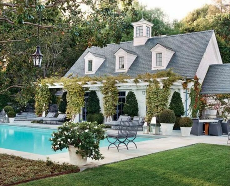 Купить дом с чего начать оформление 20+ Minimalist Home Design With Pool Ideas On A Budget Pool houses, Pool house, 