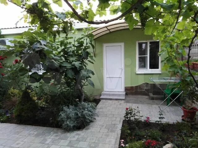 Купить дом в анапе фото авито Дом 25 м² на участке 1 сот. в аренду в Анапе Снять дом в Анапе Авито