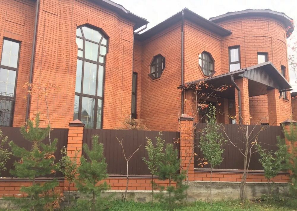 Купить дом в барнауле цена фото Продажа элитного коттеджа с 4-мя выходами в Барнауле