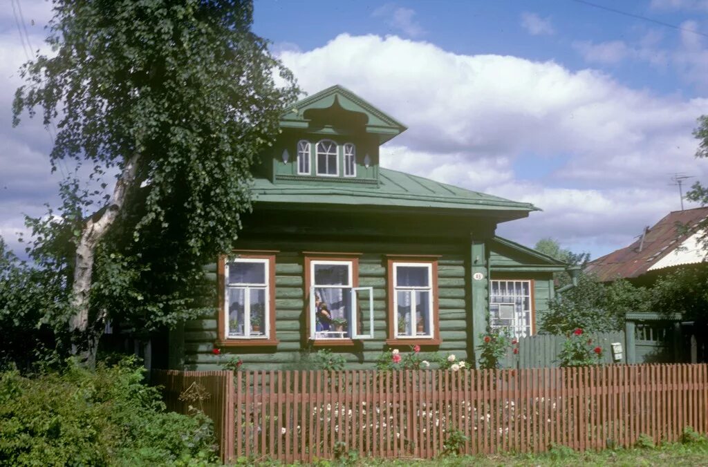 Купить дом в ярославле фото © Фотография Уильяма Брумфилда. Деревянный дом (№ 46). Ярославская область Перес