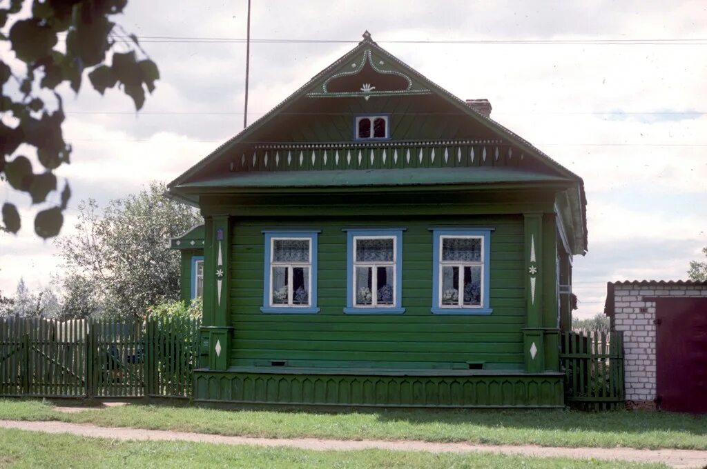Купить дом в ярославле фото © Фотография Уильяма Брумфилда. Деревянный дом. Ярославская область Переславский