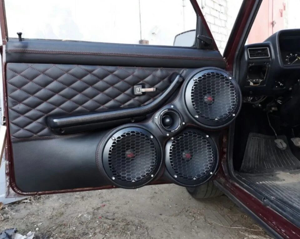Купить дверные карты на 2107 тюнинг Ч.4. Машина мечты - Lada 21033, 1,3 л, 1983 года наблюдение DRIVE2