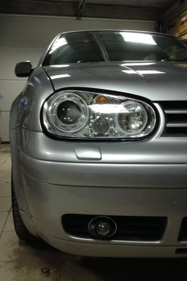 Купить фары гольф 4 тюнинг Фары Гольф 4 линзы ангельские глазки - Volkswagen Golf Mk4, 1,9 л, 2001 года тюн