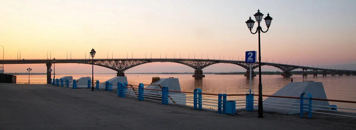 Купить фото саратов Саратов.Рассвет на набережной. :: Андрей Харченко - Социальная сеть ФотоКто