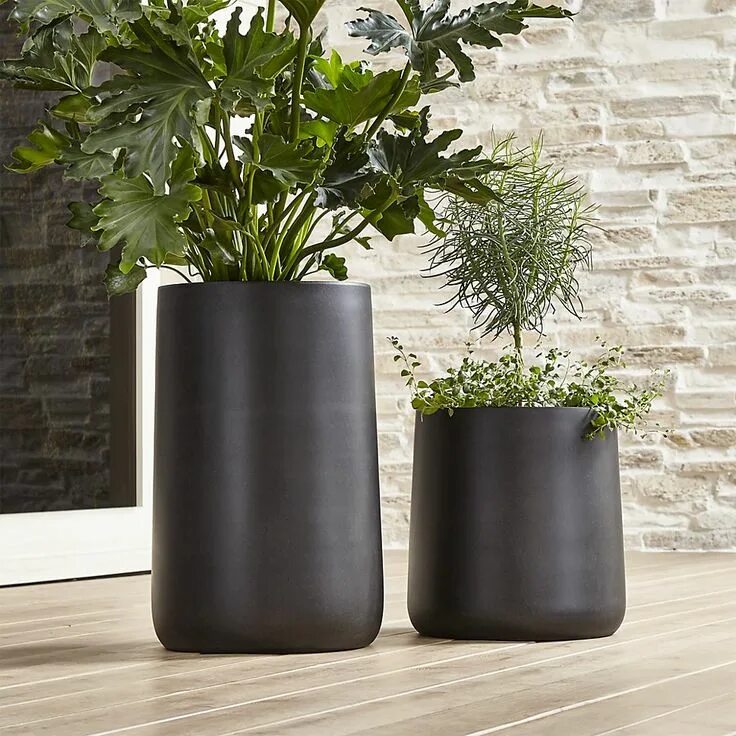 Купить горшки для цветов в интерьере Saabira Charcoal Indoor/Outdoor Planters Crate & Barrel Indoor outdoor planter, 