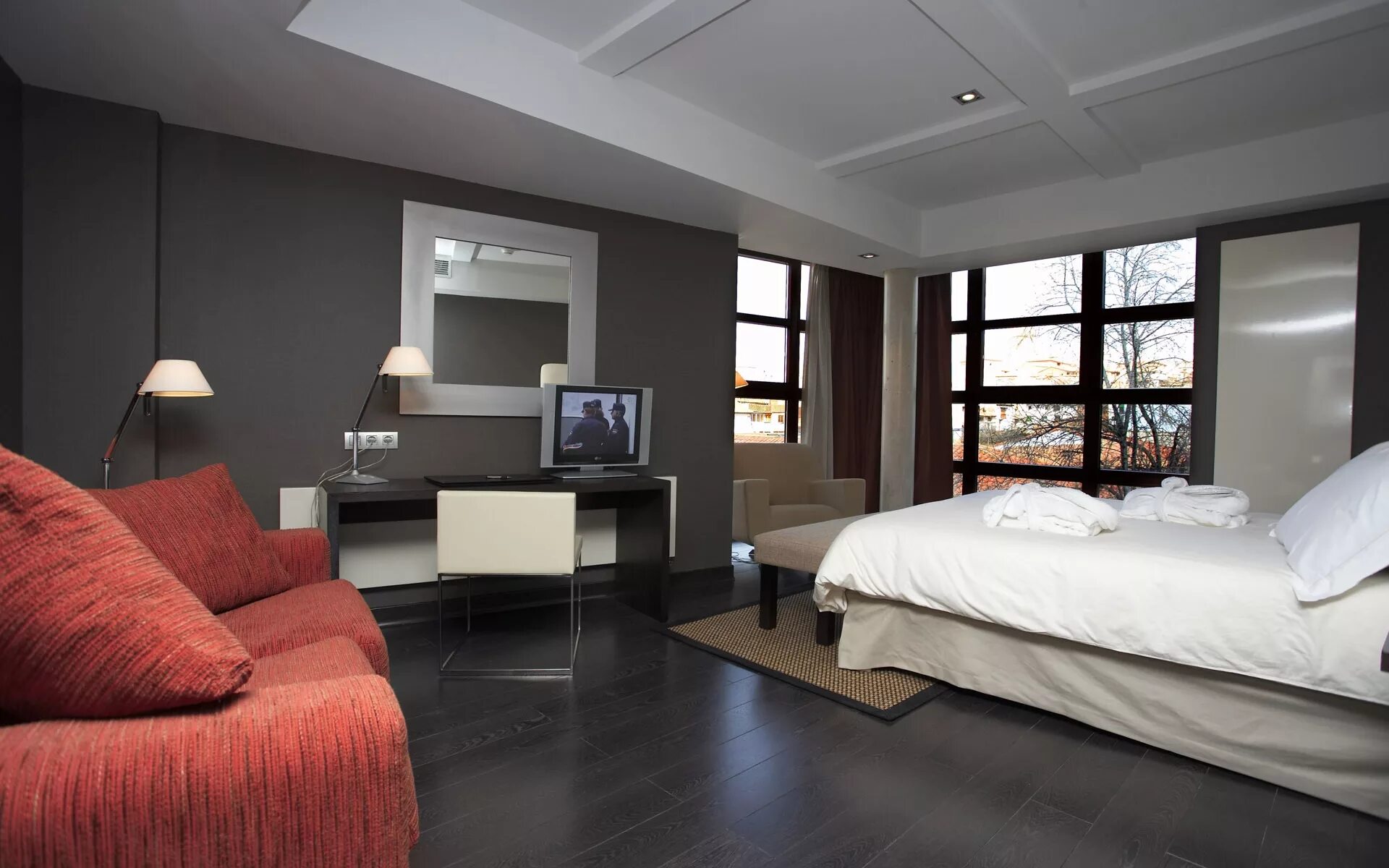Купить интерьер комнаты Wallpaper : bedroom, interior design, floor, home, ceiling, apartment, condomini