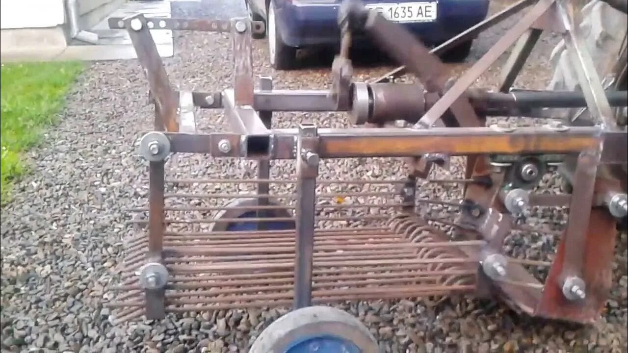 Купить картофелекопалку самодельный на минитрактор на авито Самодельная картофелекопалка для минитрактора. Первый пуск. Homemade potato digg