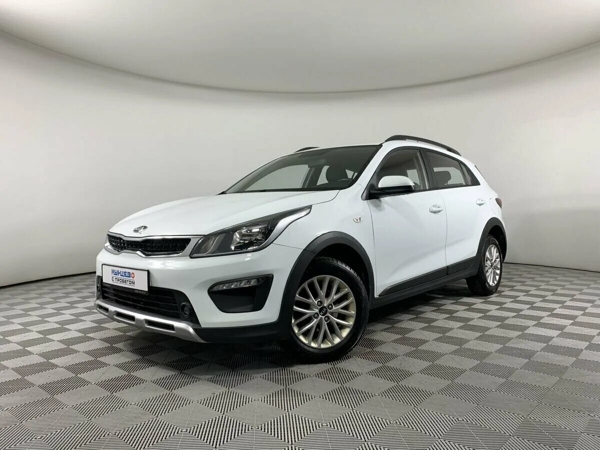 Купить киа рио х фото Купить б/у Kia Rio IV X-Line 1.6 AT (123 л.с.) бензин автомат в Москве: белый Ки