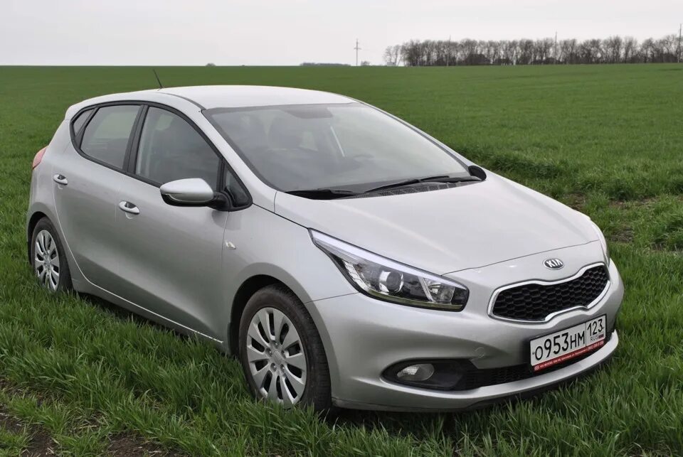 Купить киа сид фото Мини-фотосет - KIA Ceed (2G), 1,6 л, 2013 года фотография DRIVE2