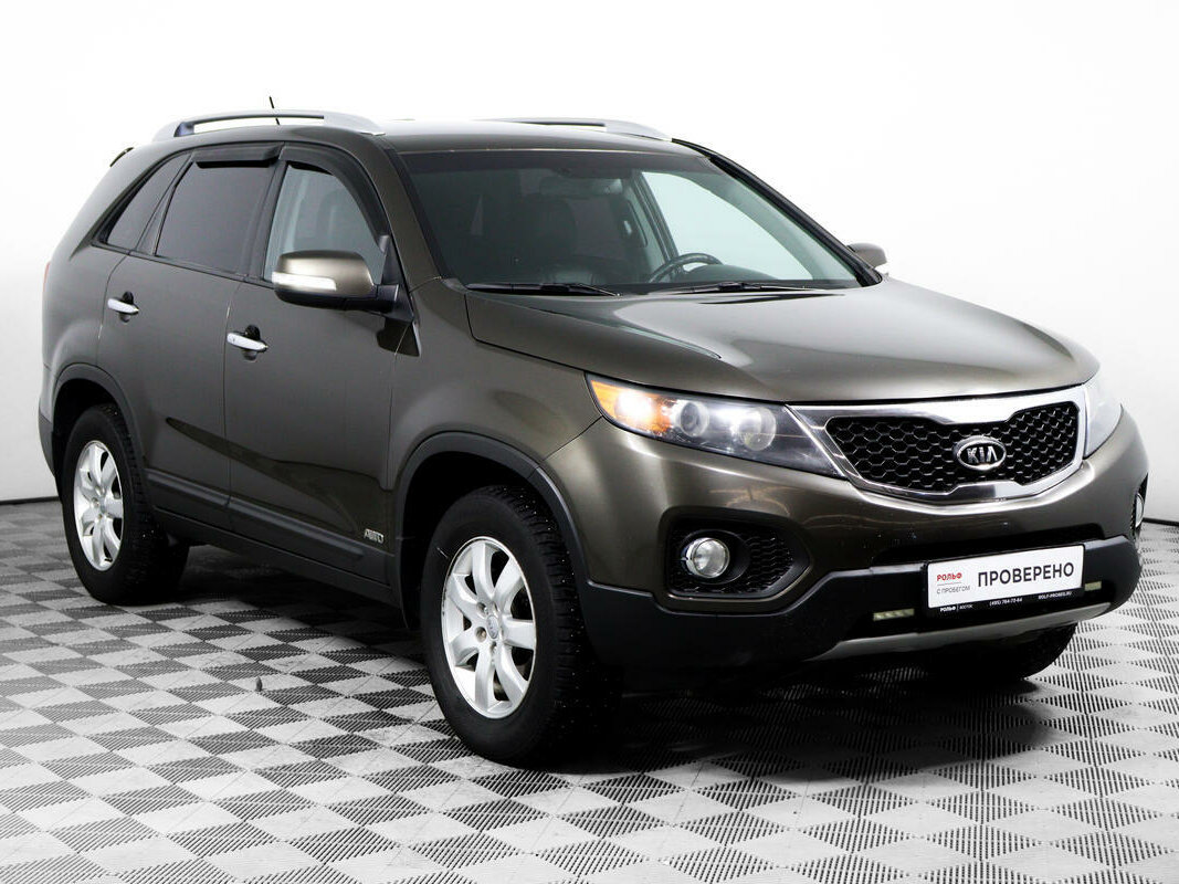 Купить киа соренто фото Купить б/у Kia Sorento II 2.4 AT (175 л.с.) 4WD бензин автомат в Москве: коричне