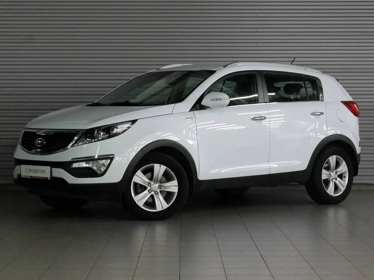 Купить киа спортейдж фото Купить б/у Kia Sportage III 2.0 AT (150 л.с.) 4WD бензин автомат в Москве: белый