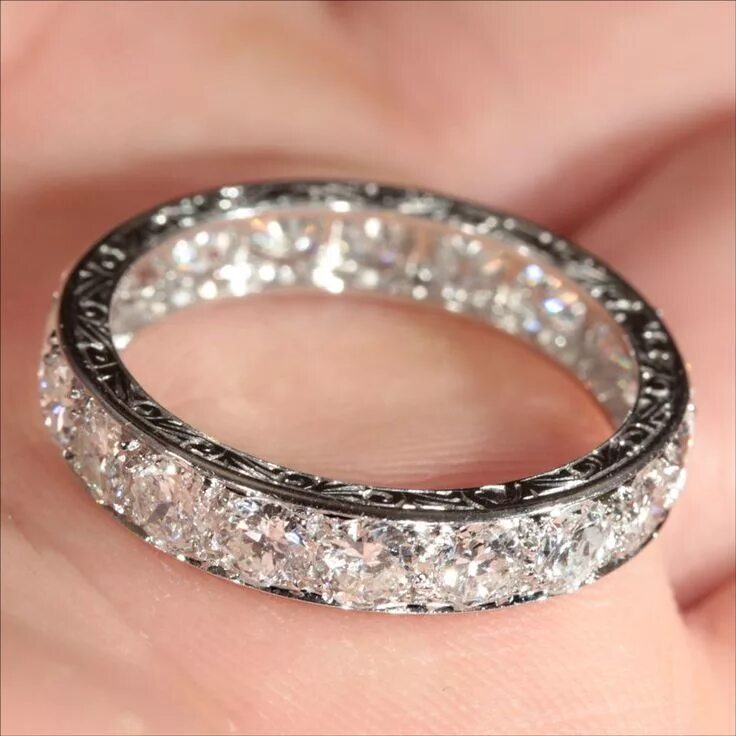 Купить кольцо по фото Vintage French Retro 3.8ctw Diamond Eternity Ring in Platinum c.1940 from Rubyla