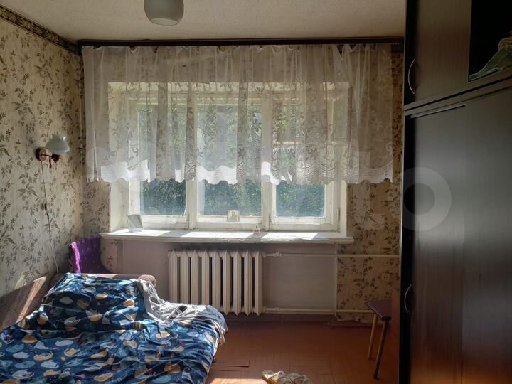 Купить комнату в районе фото Комната 12 м² в 5-к., 2/4 эт. на продажу в Клину Купить комнату в Клину Авито