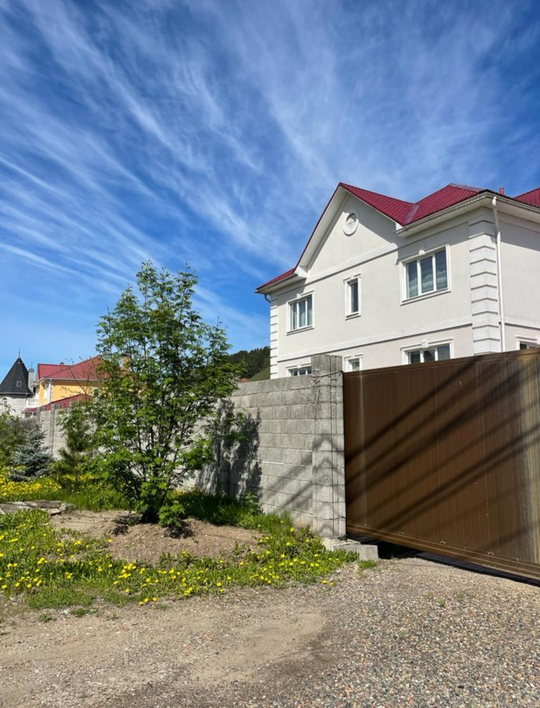 Купить коттедж в красноярске фото Купить дом, 450 м² по адресу Красноярск, улица Аксёновского, 122 за 27 000 000 р