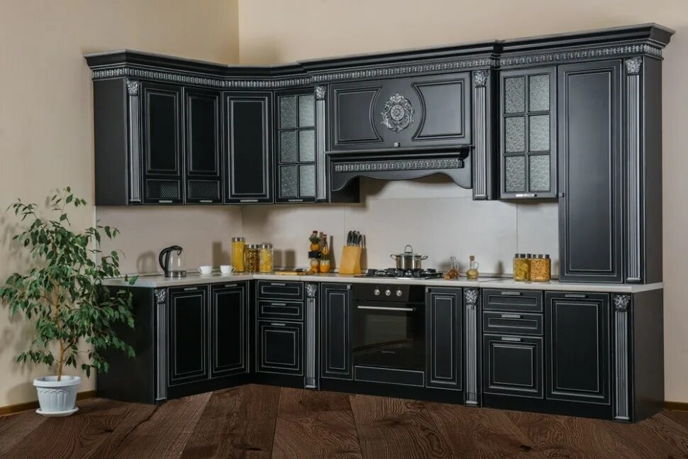 Купить кухню в ставрополе фото Валенсия угловая черная с серебром 3700*1700