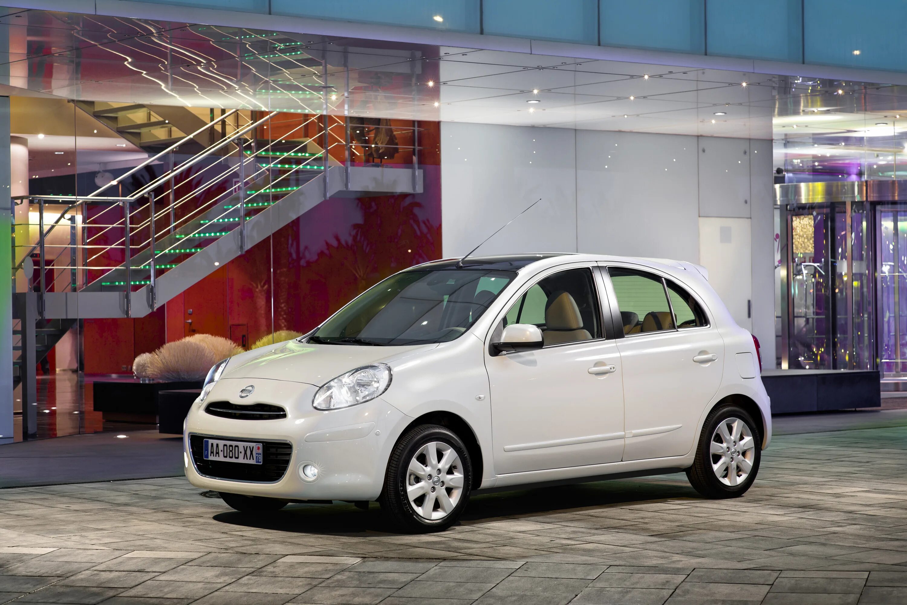 Купить машину автомат фото Nissan Micra - Nissan Nordic Europe Oy-g