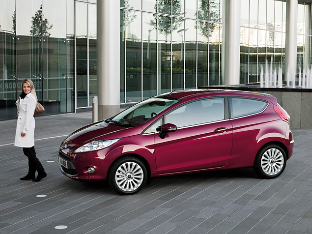 Купить машину автомат фото Обзор авто Ford Fiesta Хэтчбек - фото и видео, описание и характеристики автомоб
