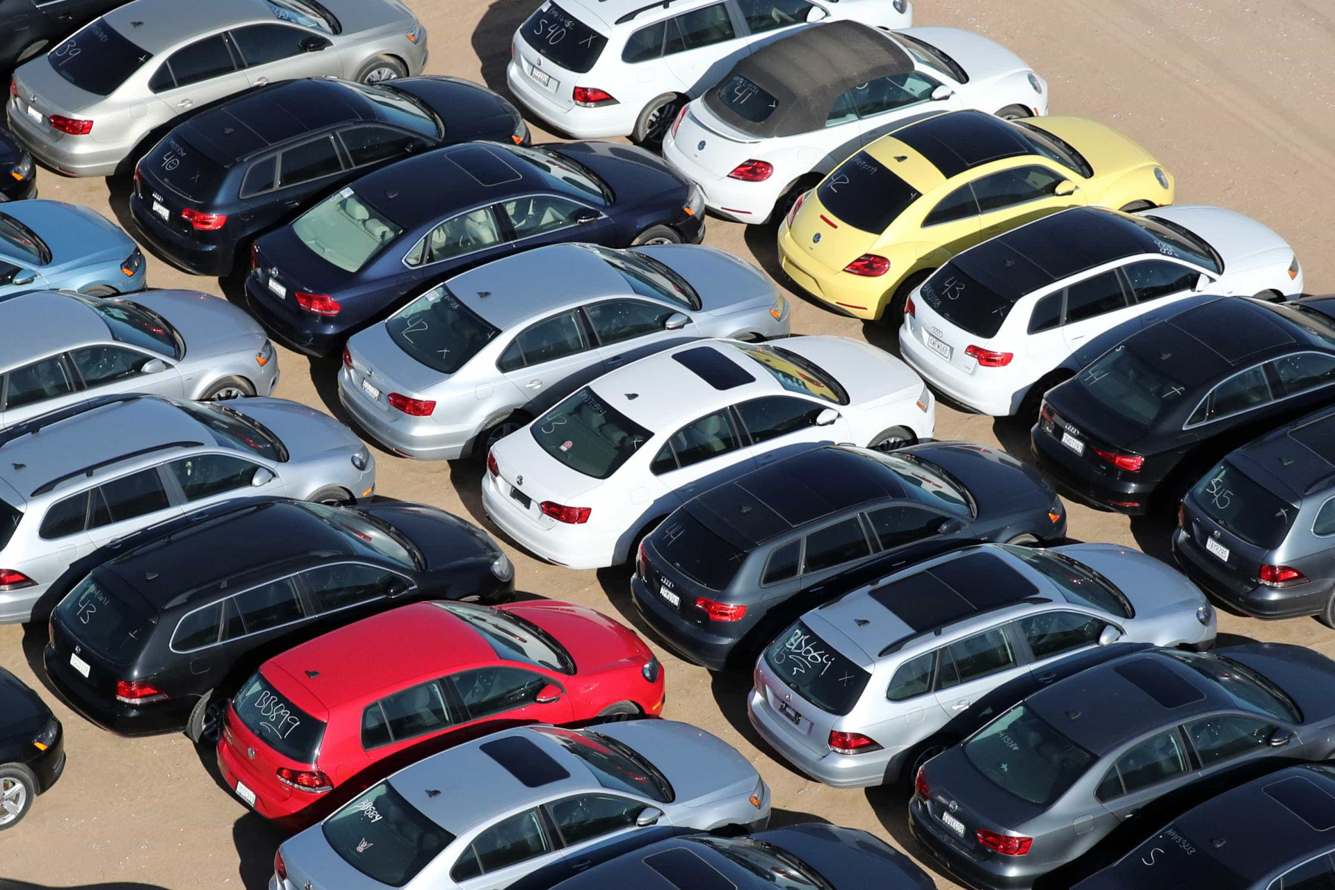 Купить машину б у цена фото Recorda-se do escândalo da Volkswagen? Veja o que é feito dos carros