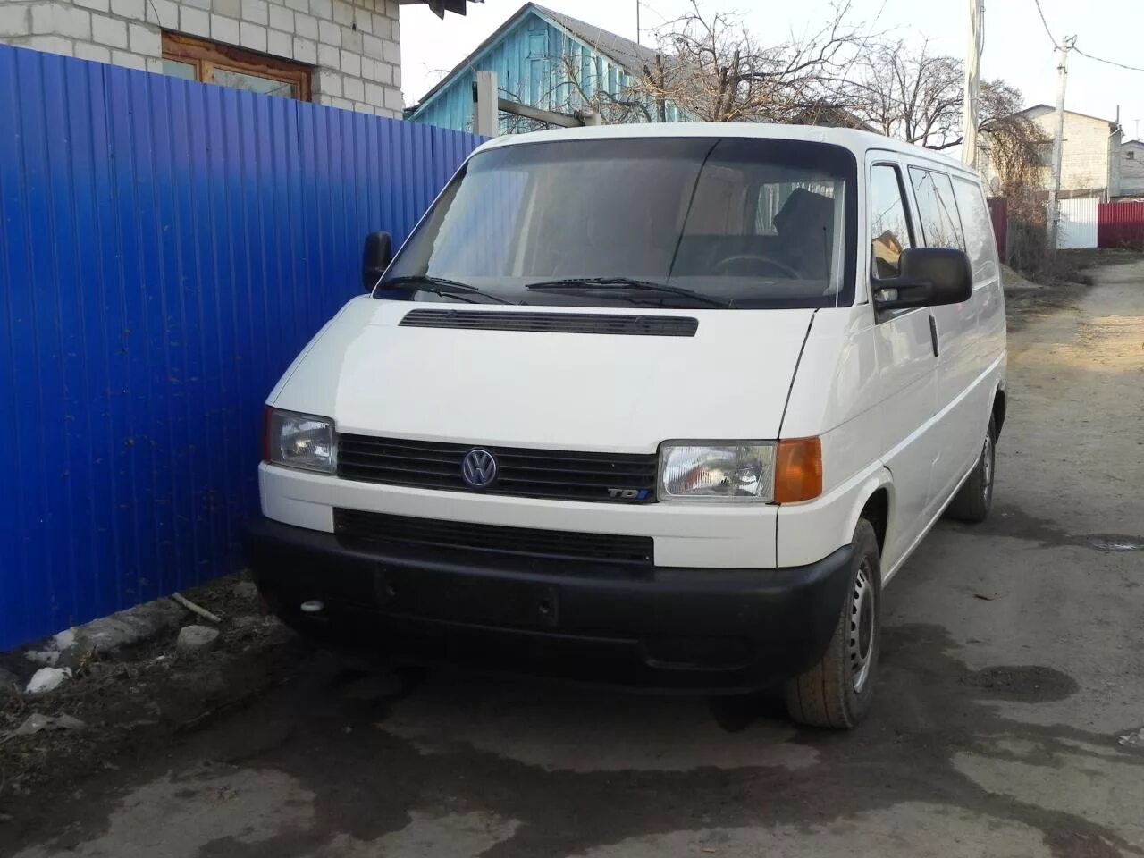Купить машину бу на авито фото Продам автомобиль Volkswagen Transporter 2000 г.в., г.Ефремов, 400000 р. - Авто-
