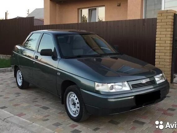 Купить машину бу на авито фото Купить б/у Lada (ВАЗ) 2110 1995-2014 1.6 MT (90 л.с.) бензин механика в Москве: 