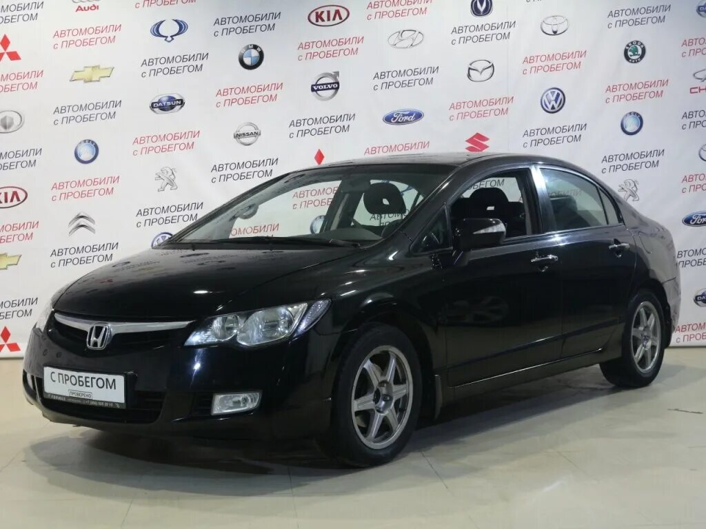 Купить машину с пробегом с фото Купить б/у Honda Civic VIII 1.8 AT (140 л.с.) бензин автомат в Москве: чёрный Хо