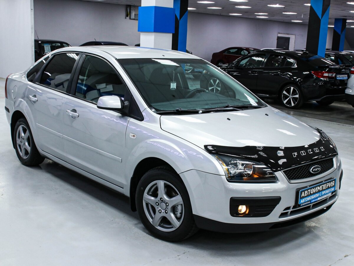 Купить машину в красноярске цена фото Купить б/у Ford Focus II 1.8 MT (125 л.с.) бензин механика в Красноярске: серебр