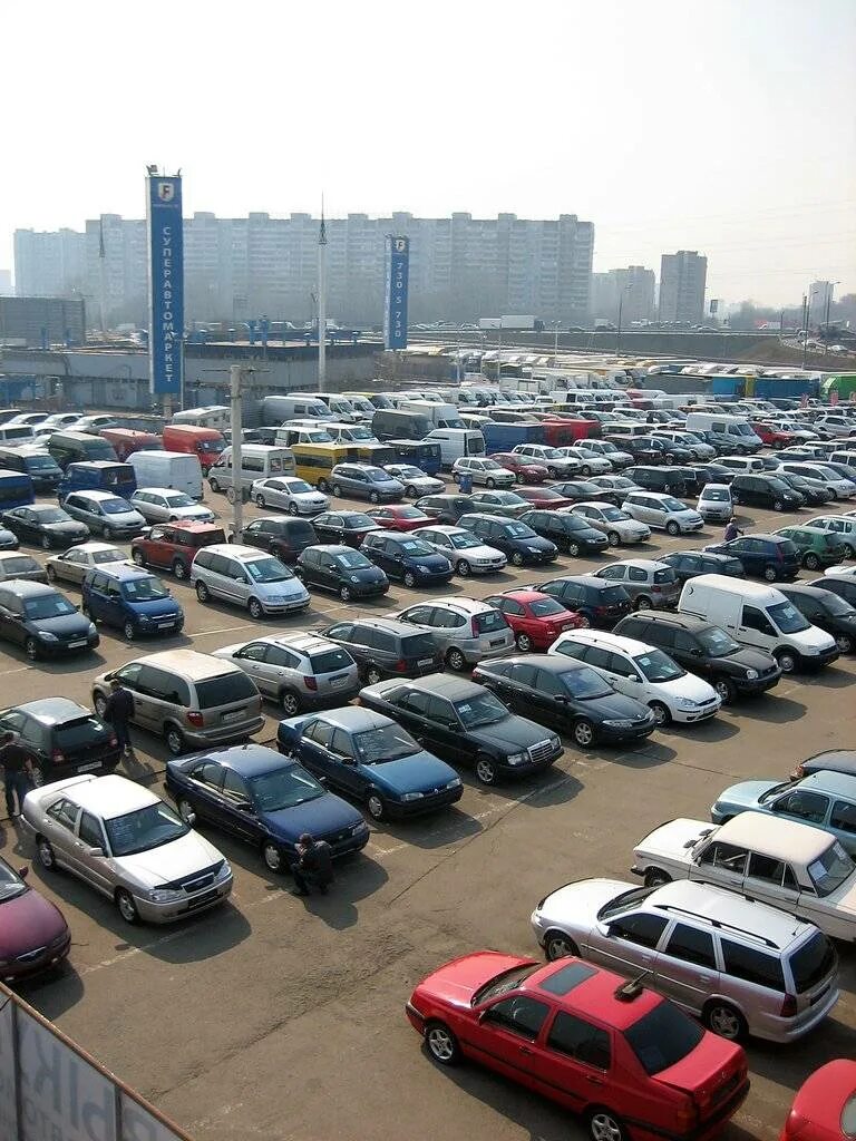 Купить машину в москве фото Авторынок санкт петербург