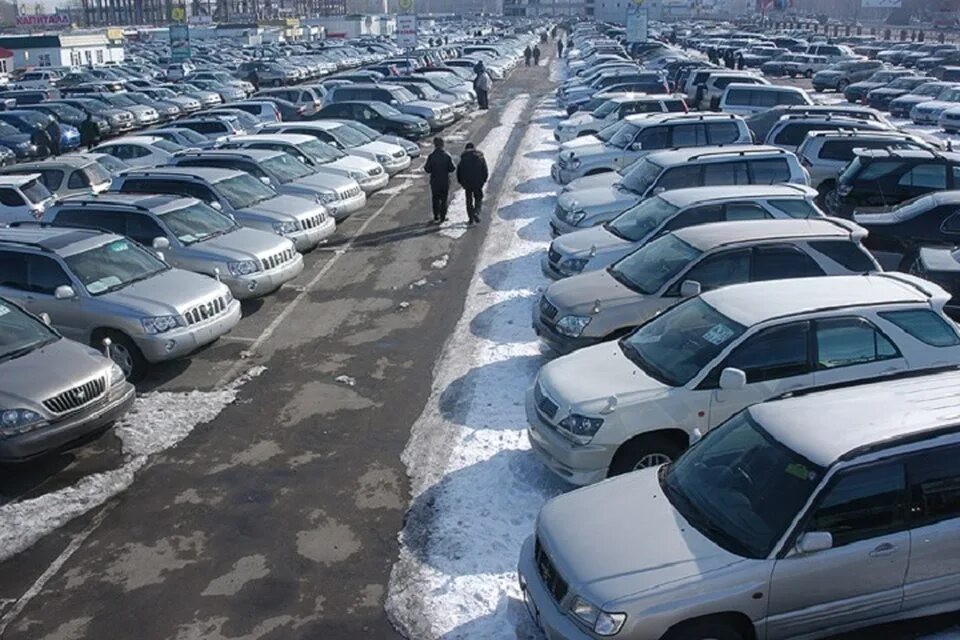 Купить машину в новосибирске цена фото Новосибирцы стали реже покупать автомобили - KP.RU