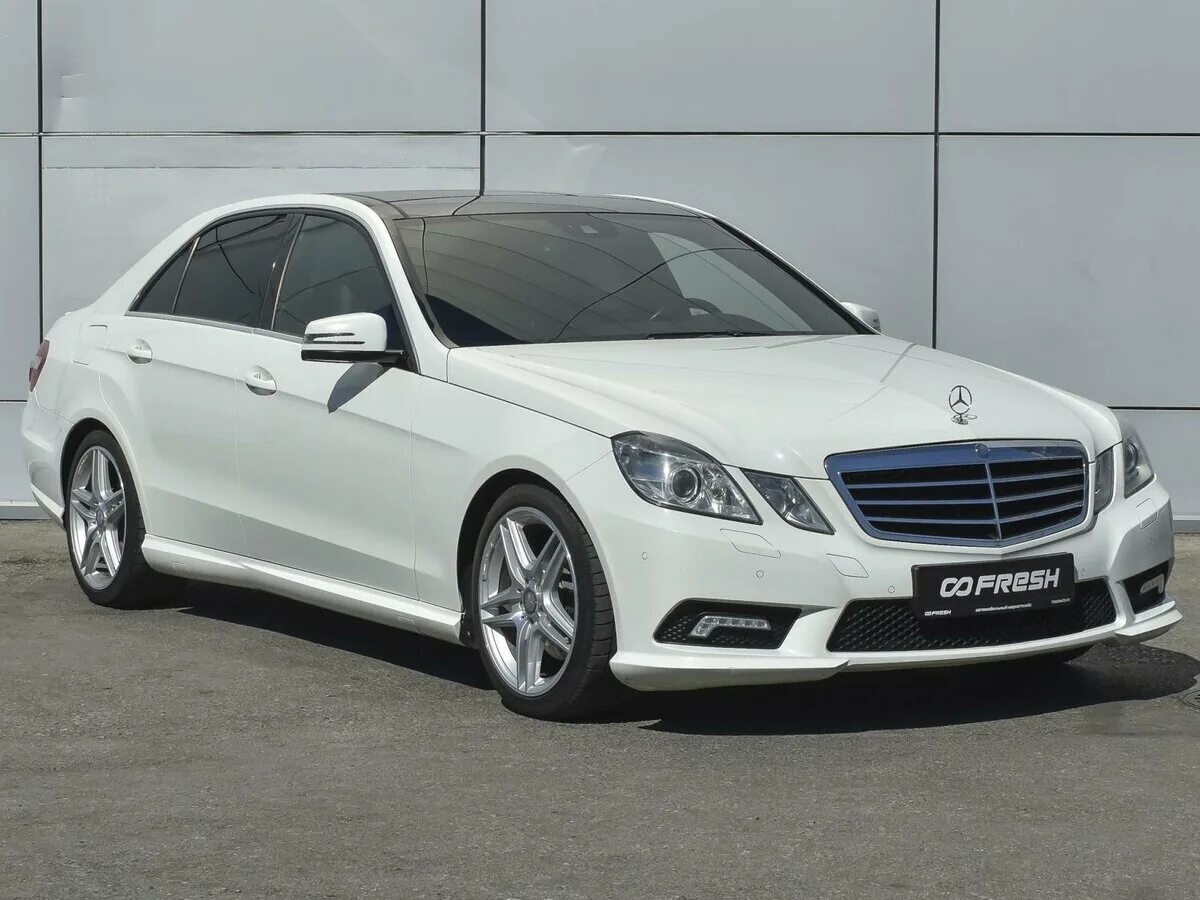 Купить мерседес фото цены Купить б/у Mercedes-Benz E-Класс IV (W212, S212, C207) 300 3.0 AT (231 л.с.) бен