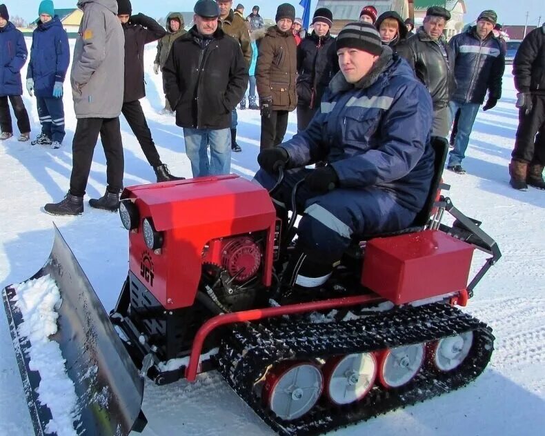 Купить минитрактор гусеничный самодельный в новосибирске Новинка из Перми: гусеничный мини-трактор для дачника Тракторист-Моторист ☑ Дзен