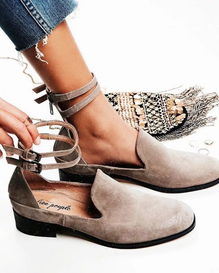 Купить модную женскую обувь Lenox Flat by FP Collection at Free People Shoe boots, Crazy shoes, Me too shoes