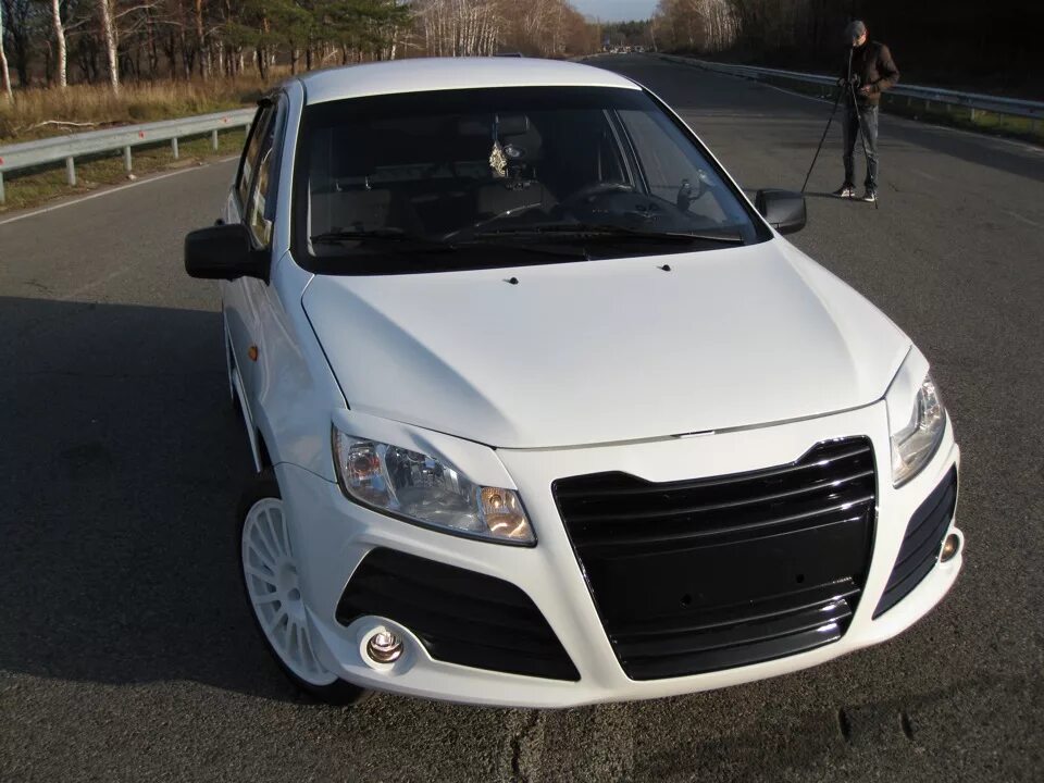 Купить на гранту тюнинг Обвес Гранта - Lada Гранта, 1,6 л, 2013 года стайлинг DRIVE2