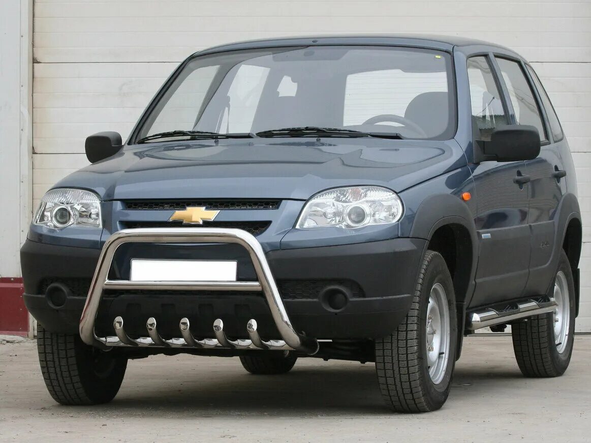 Купить на озоне для тюнинга нивы шевроле Купить б/у Chevrolet Niva I Рестайлинг 1.7 MT (80 л.с.) 4WD бензин механика в Са