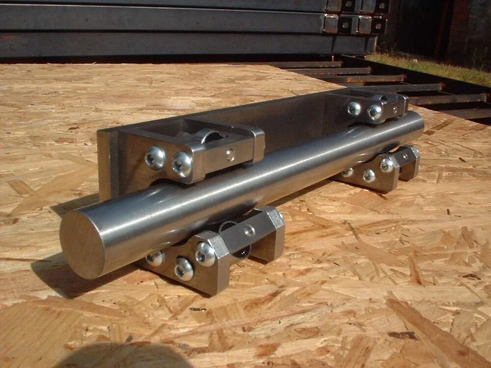 Купить на вайбересе ползуны для самодельных станков Skate-o-rail (patent!) Cnc machine design, Diy cnc, Mechanical design