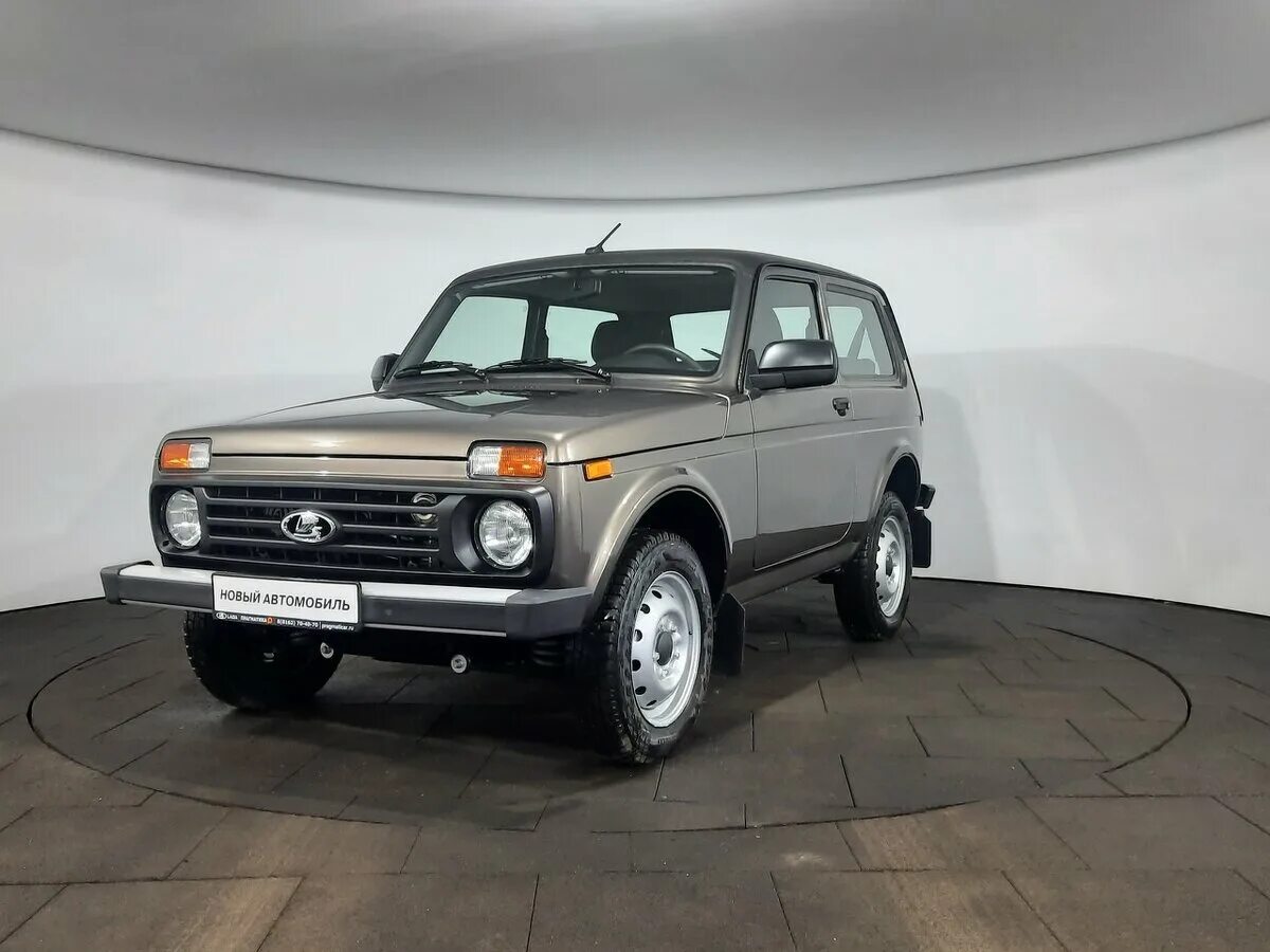 Купить новую ниву цена фото Купить новый Lada (ВАЗ) Niva Legend 2021-2024 Euro-2 1.7 MT (83 л.с.) 4WD бензин