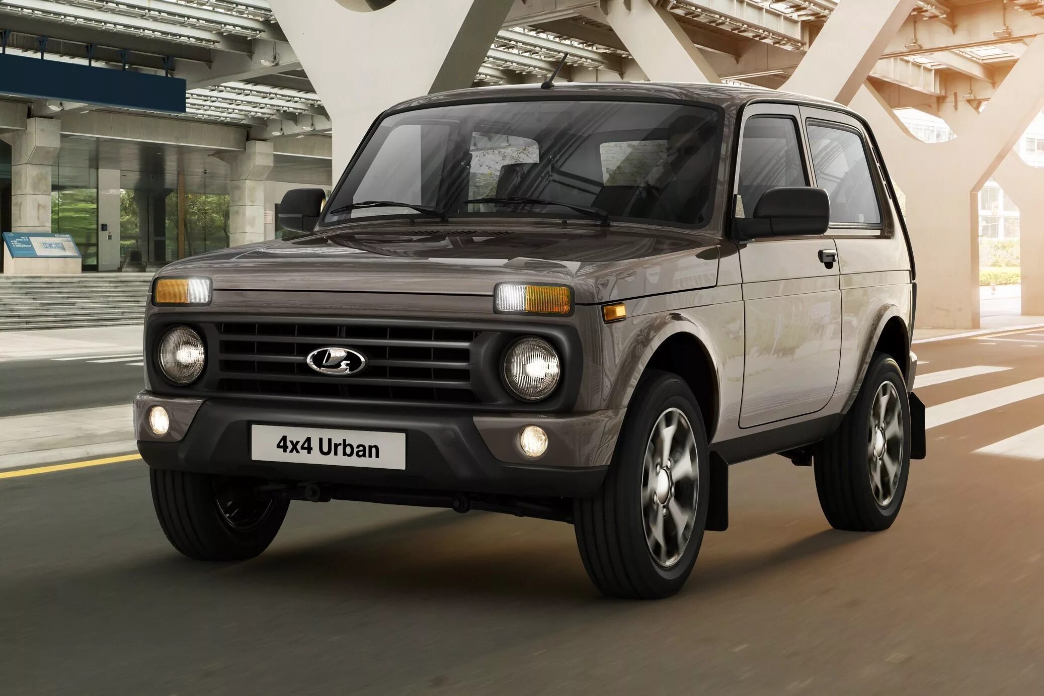 Купить новую ниву цена фото Lada Niva Legend получит мотор 1.8 без масложора. Известны цены - Российская газ