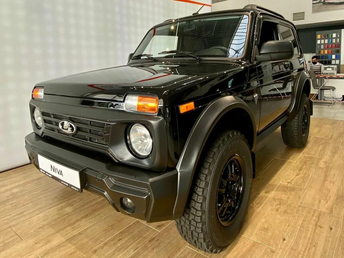 Купить новую ниву цена фото Купить новый Lada (ВАЗ) Niva Legend 2021-2024 Bronto 1.7 MT (83 л.с.) 4WD бензин