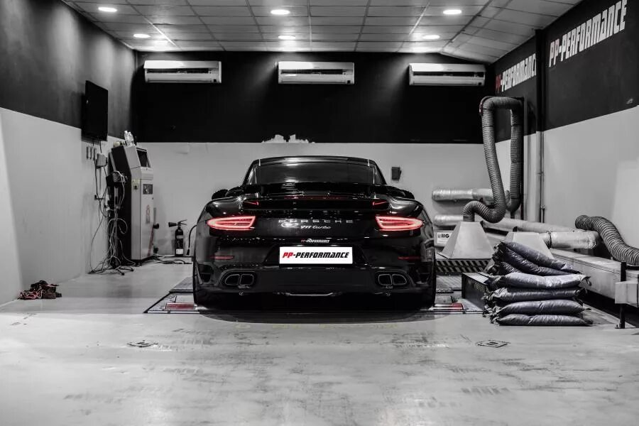 Купить оборудование для тюнинга автомобилей Porsche 911 Turbo by PP-Performance 2015 года выпуска. Фото 5. VERcity